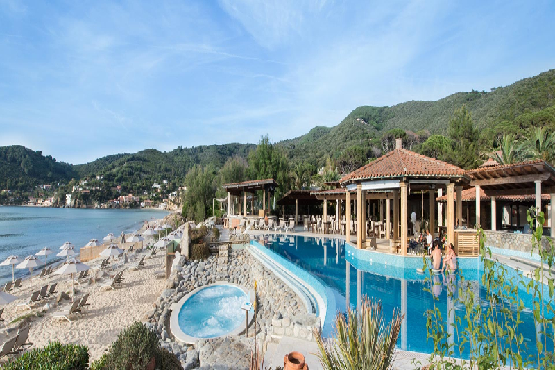 01 piscina + spiaggia