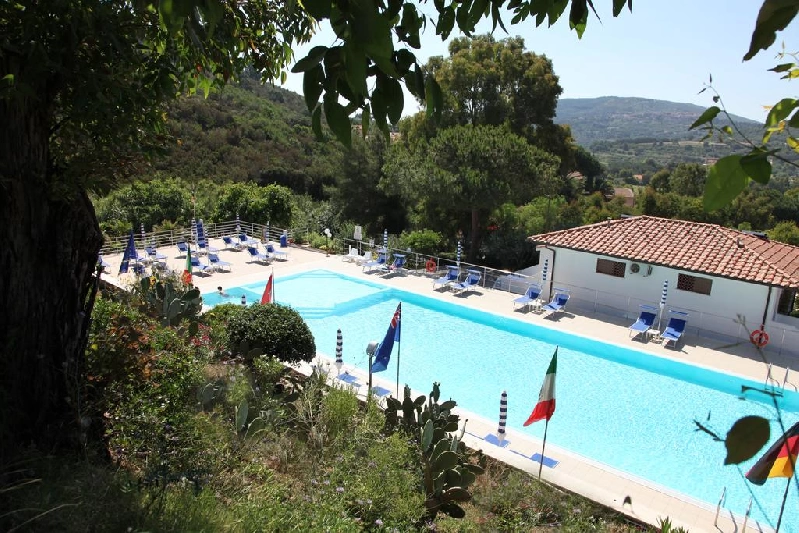 05 piscina