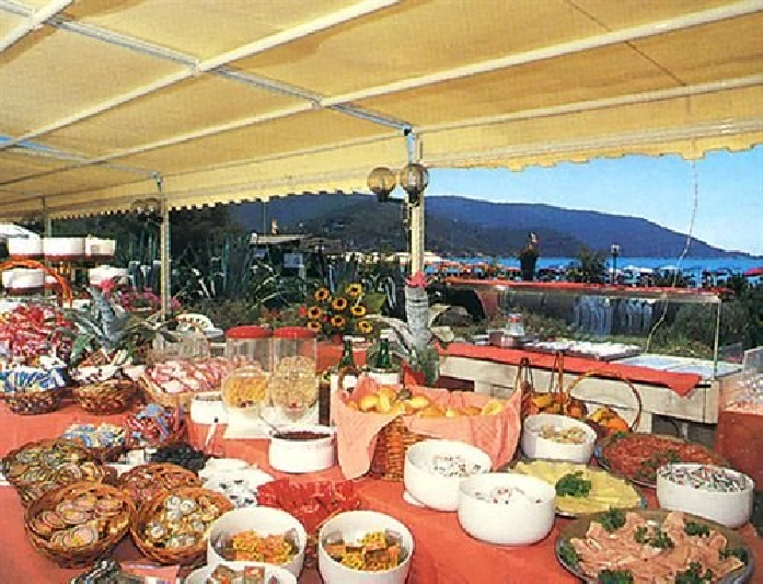 08 buffet