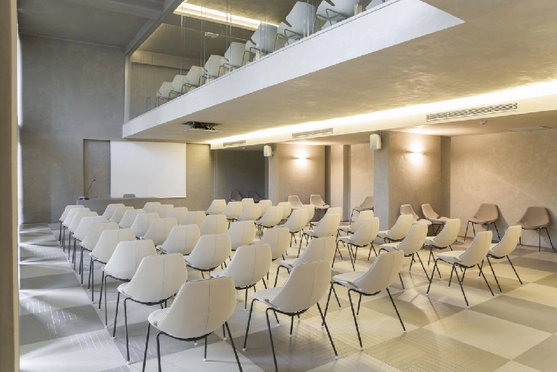 11 sala meeting