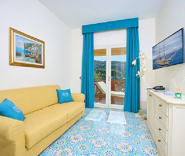 13b salotto junior suite