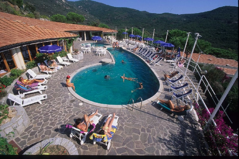 05 piscina
