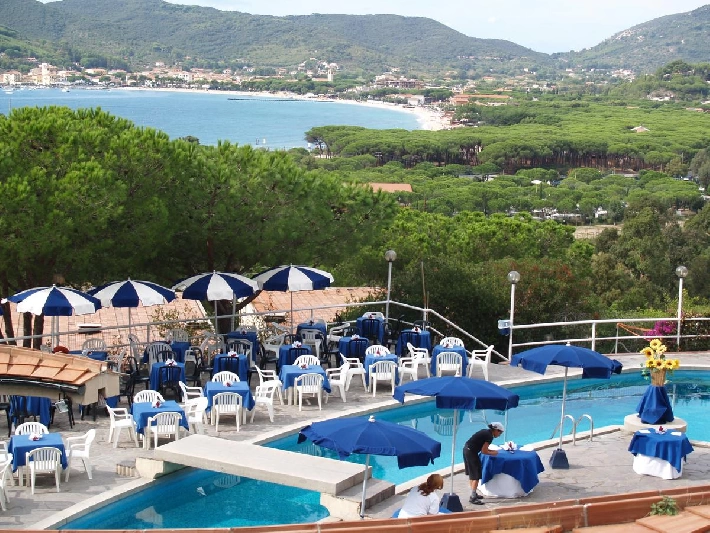06 piscina