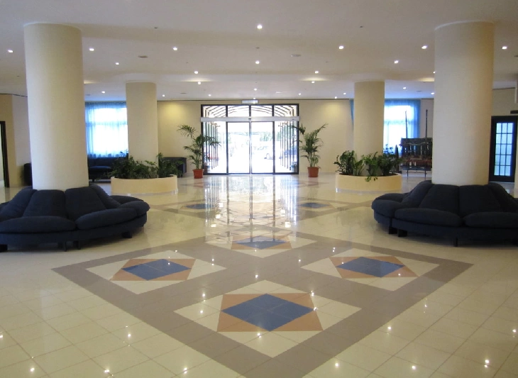 02 hall