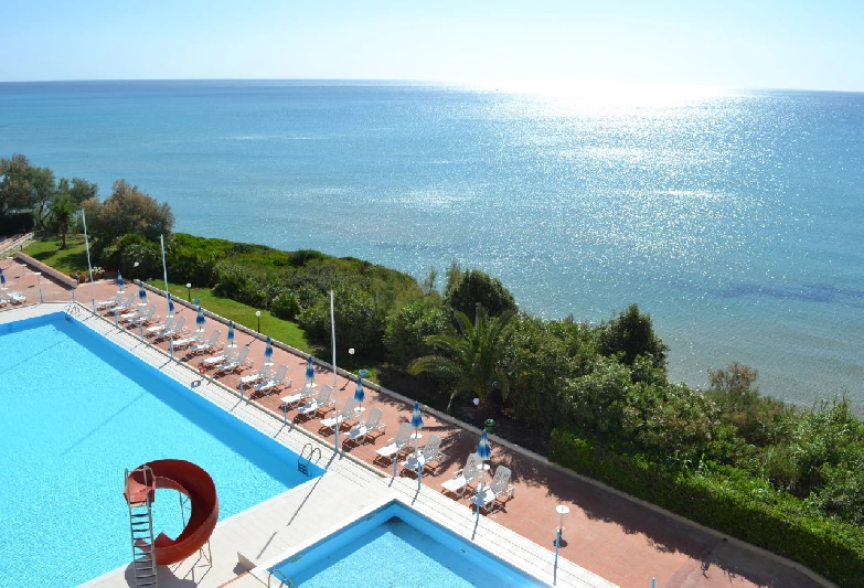 07 piscina