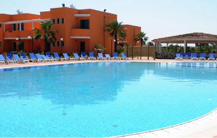 06 piscina