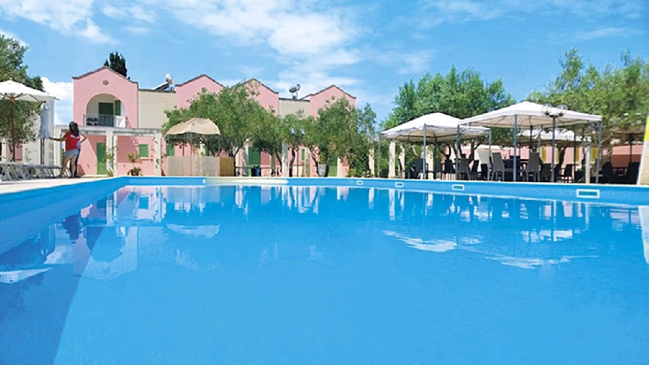 04 piscina