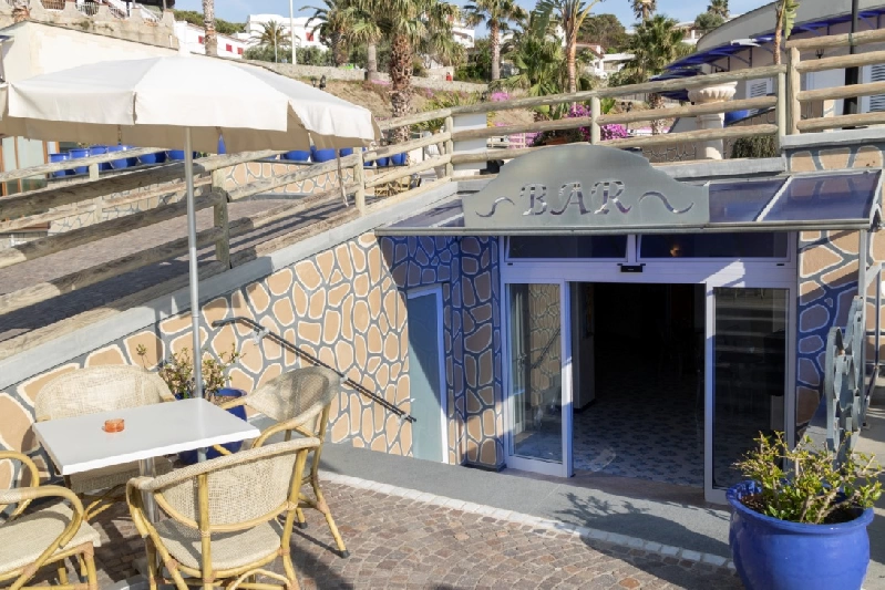 07 ingresso bar