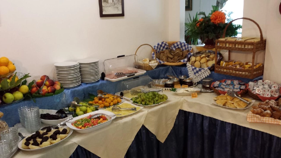 7 buffet colazione