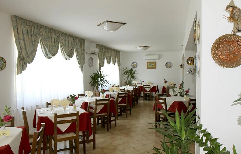9 sala ristorante