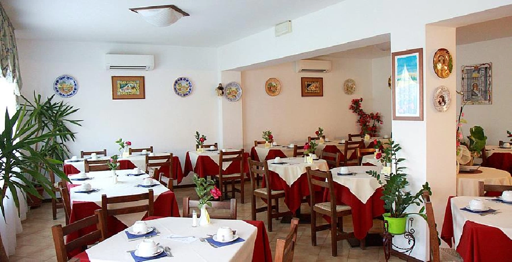 10 sala ristorante