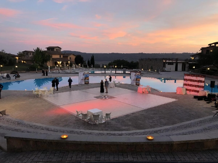 16 piscina