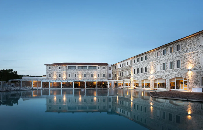 03 lo stabilimento termale di saturnia